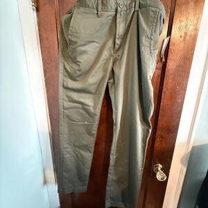 Vans Men's Khaki Green Chinos